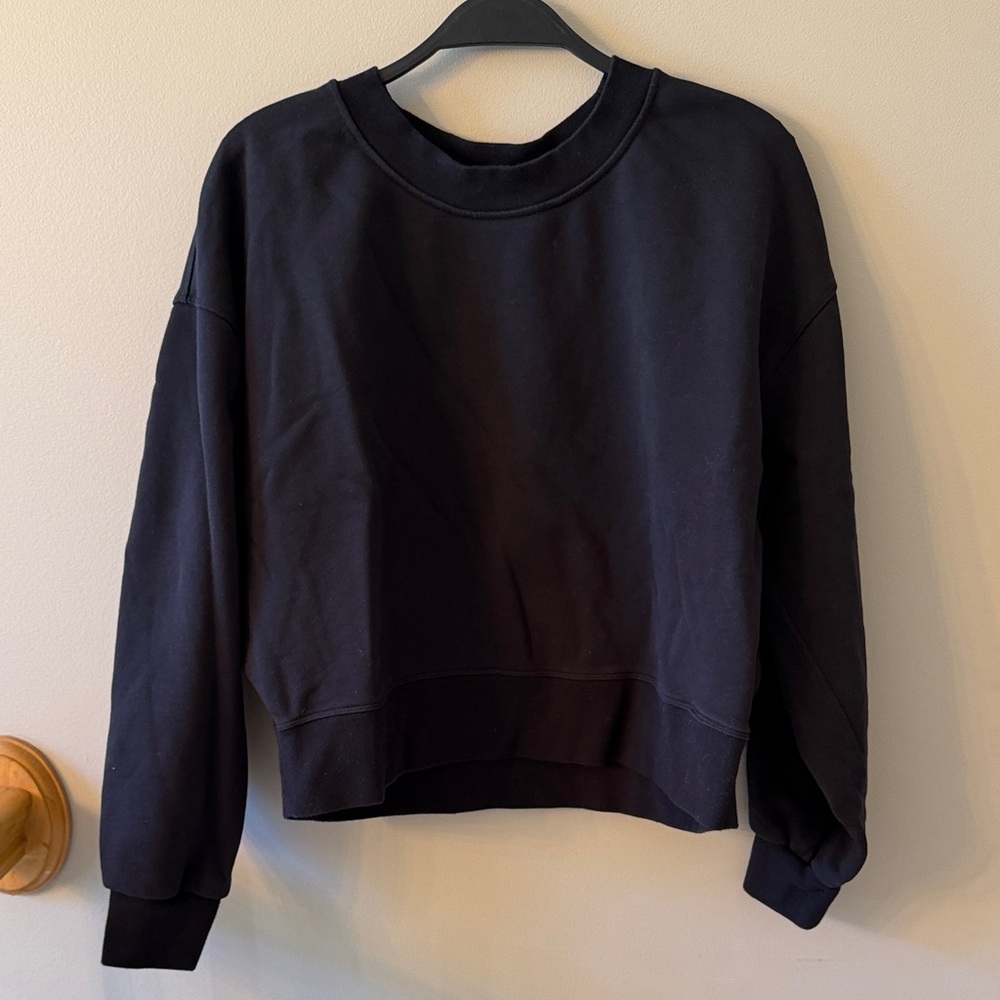Lululemon Athletica Spellout sweatshirt